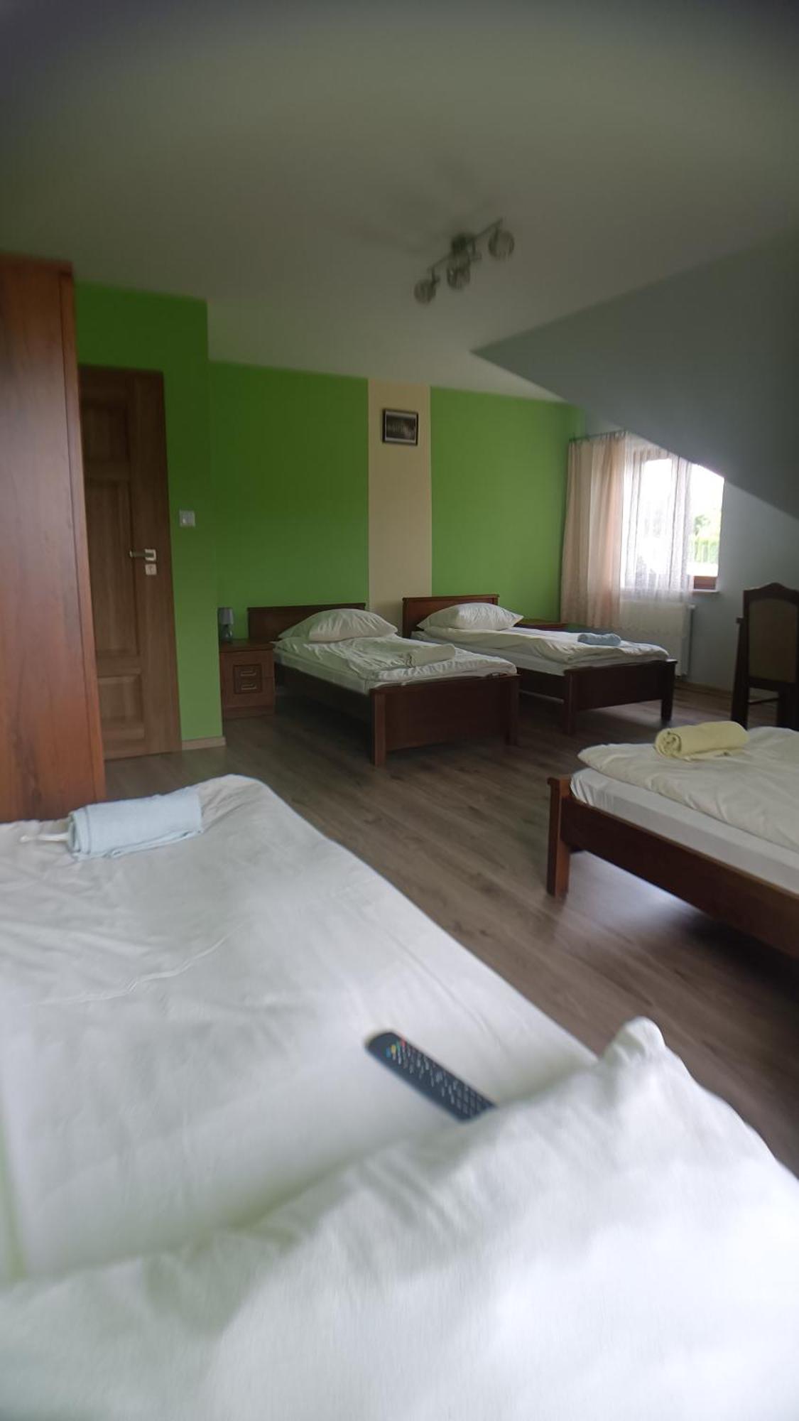 Gosciniec Na Stoku Pokoje 2,3,4 Osobowe, Cisza, Spokoj, Widok Na Stok Narciarski, Lasy, Laki Bobliwo Extérieur photo